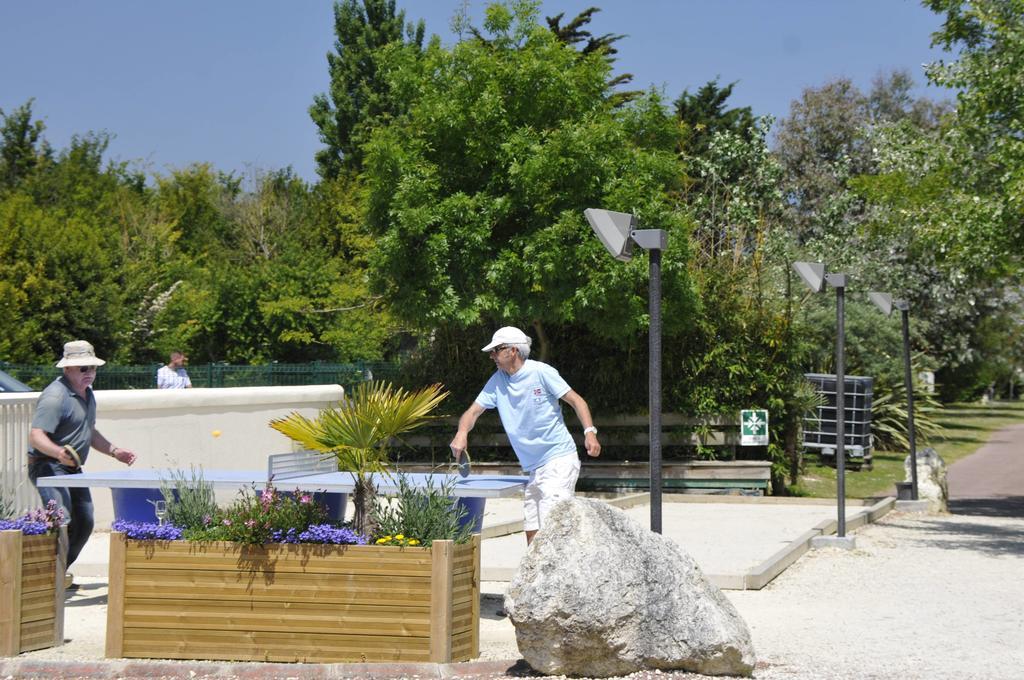 Camping Antioche D'Oleron La Bree-les-Bains Exterior photo